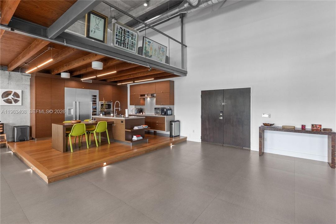 For Sale: $3,000,000 (2 beds, 2 baths, 3774 Square Feet)