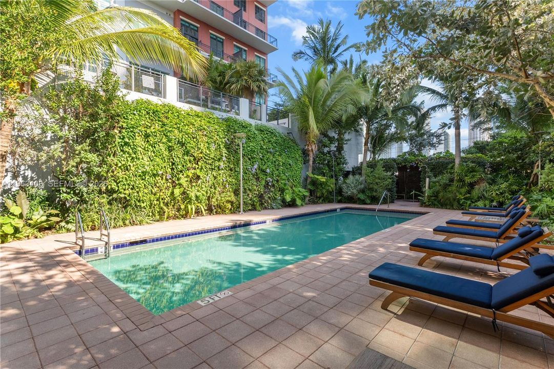 For Sale: $3,000,000 (2 beds, 2 baths, 3774 Square Feet)