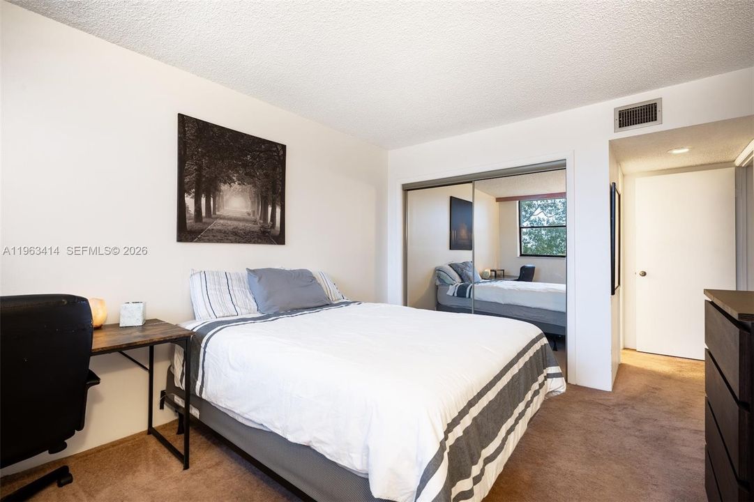 2nd Bedroom