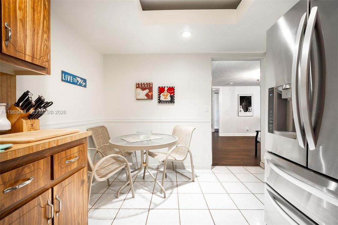 En Venta: $295,000 (2 camas, 2 baños, 1235 Pies cuadrados)