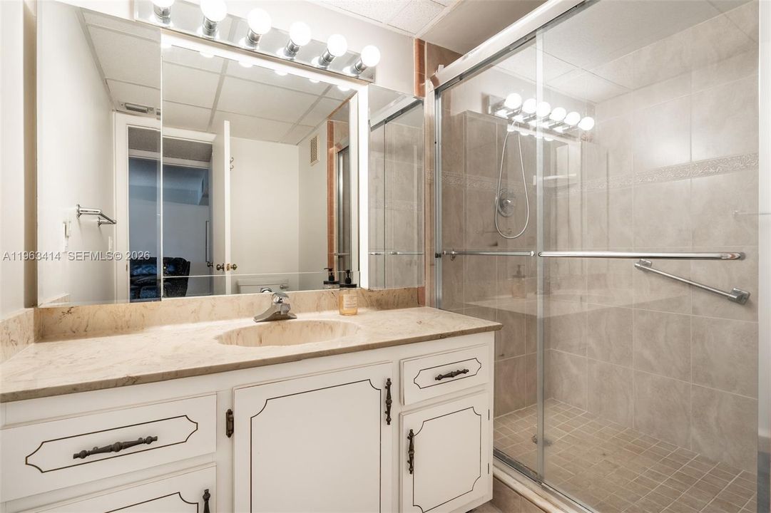 2nd Full Bathroom