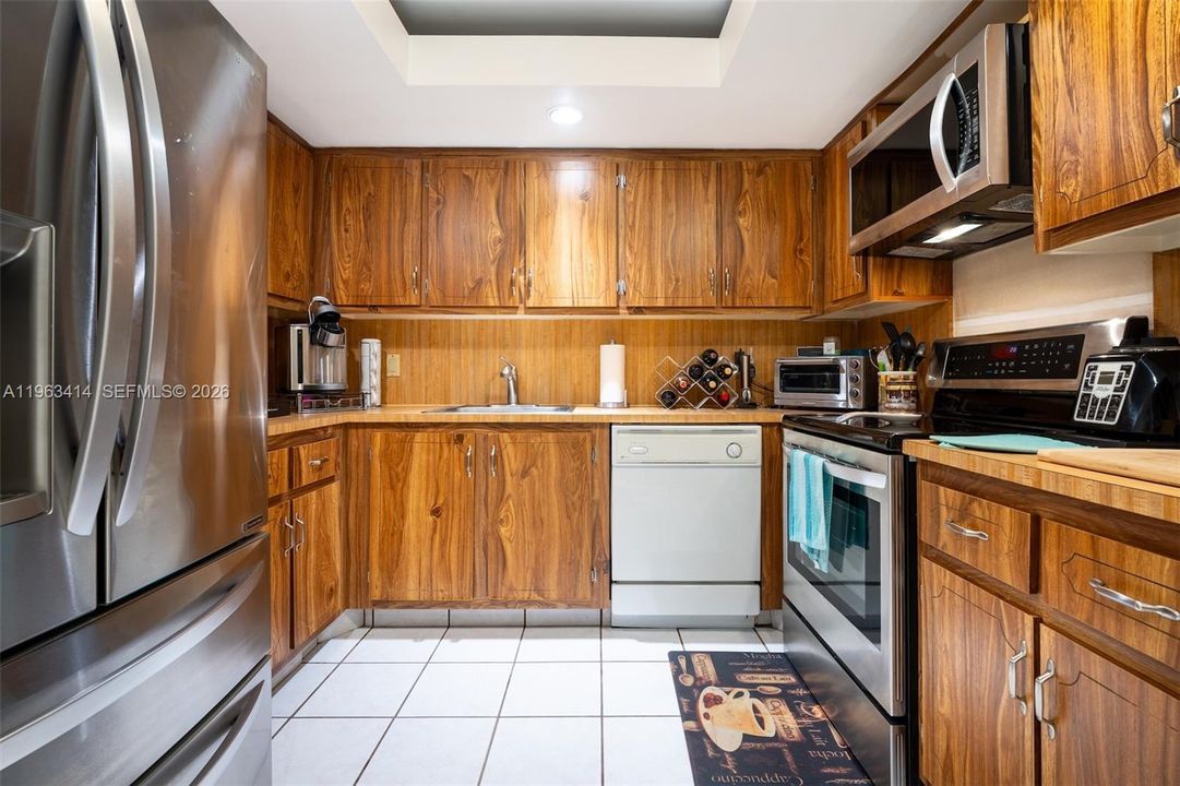 En Venta: $295,000 (2 camas, 2 baños, 1235 Pies cuadrados)