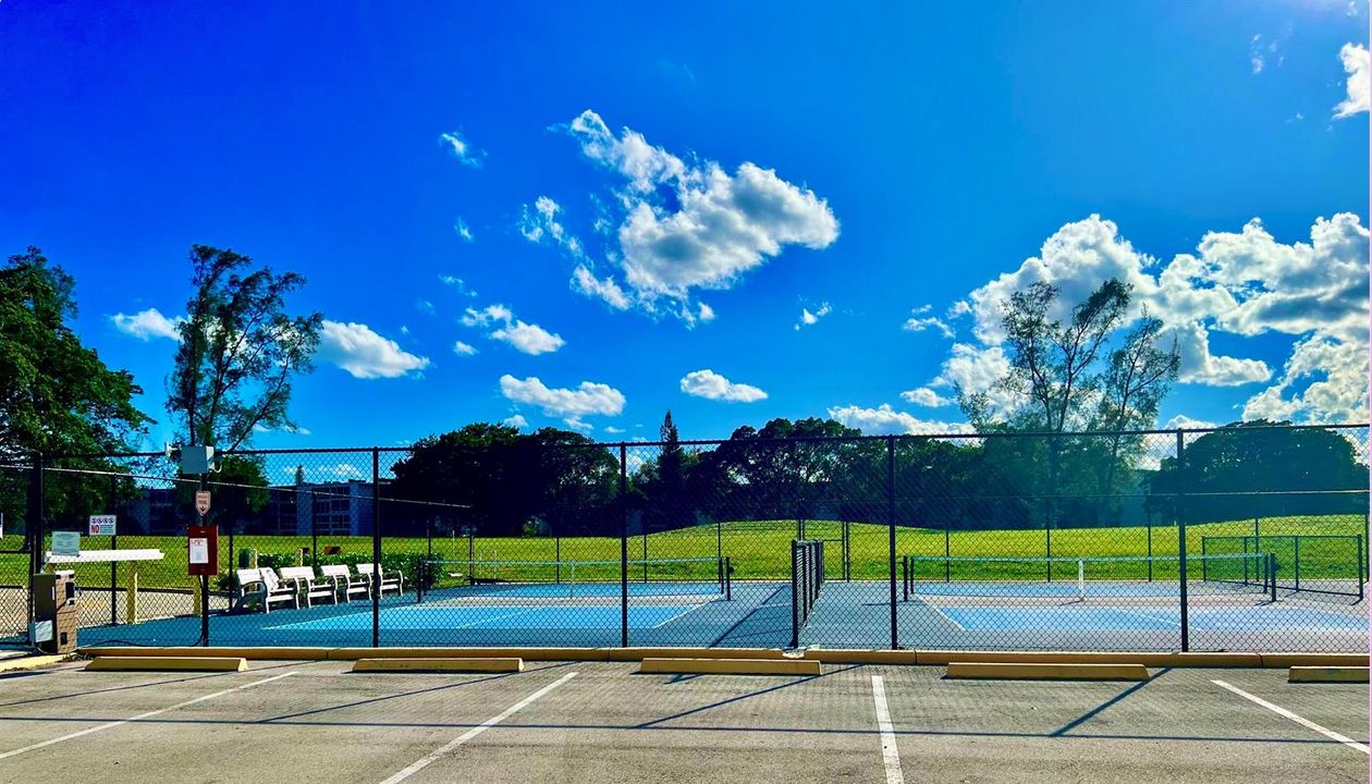 Century Village PickleBall Courts