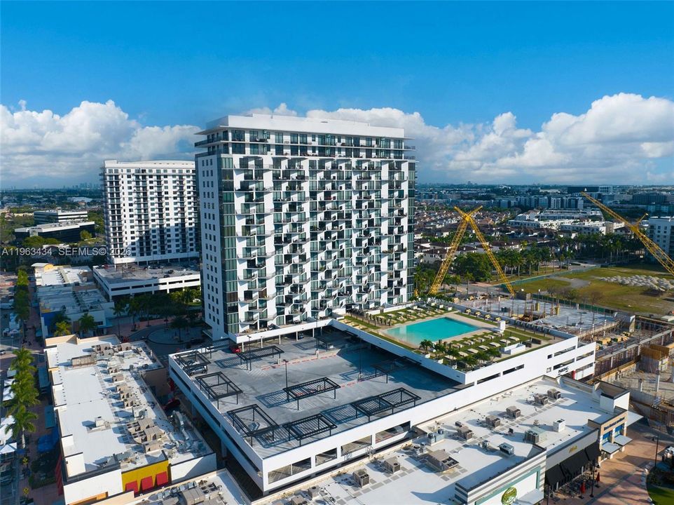 Vendido Recientemente: $440,000 (2 camas, 2 baños, 1052 Pies cuadrados)