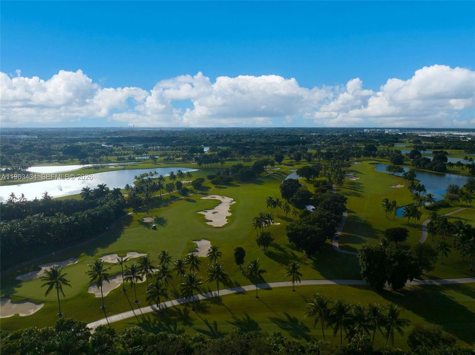 Vendido Recientemente: $440,000 (2 camas, 2 baños, 1052 Pies cuadrados)