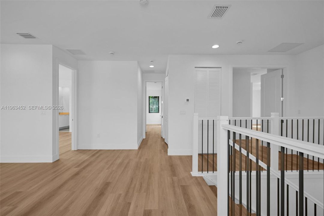 For Sale: $1,848,000 (4 beds, 3 baths, 4000 Square Feet)