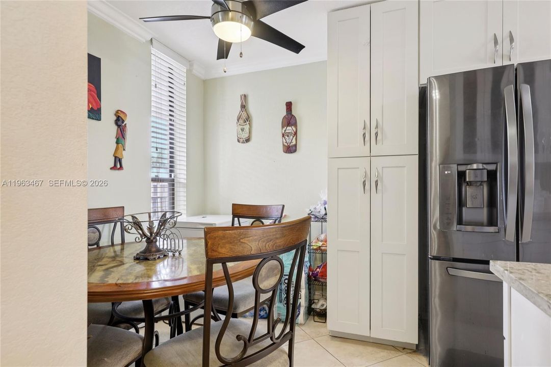Recently Sold: $200,000 (2 beds, 2 baths, 1090 Square Feet)