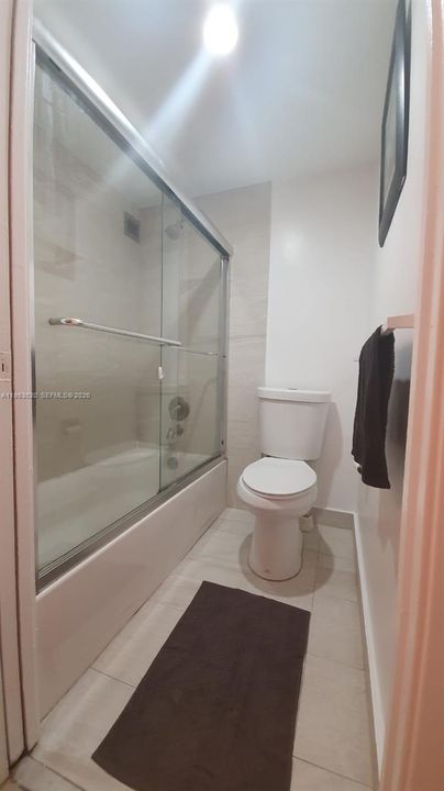 For Sale: $269,500 (1 beds, 1 baths, 767 Square Feet)