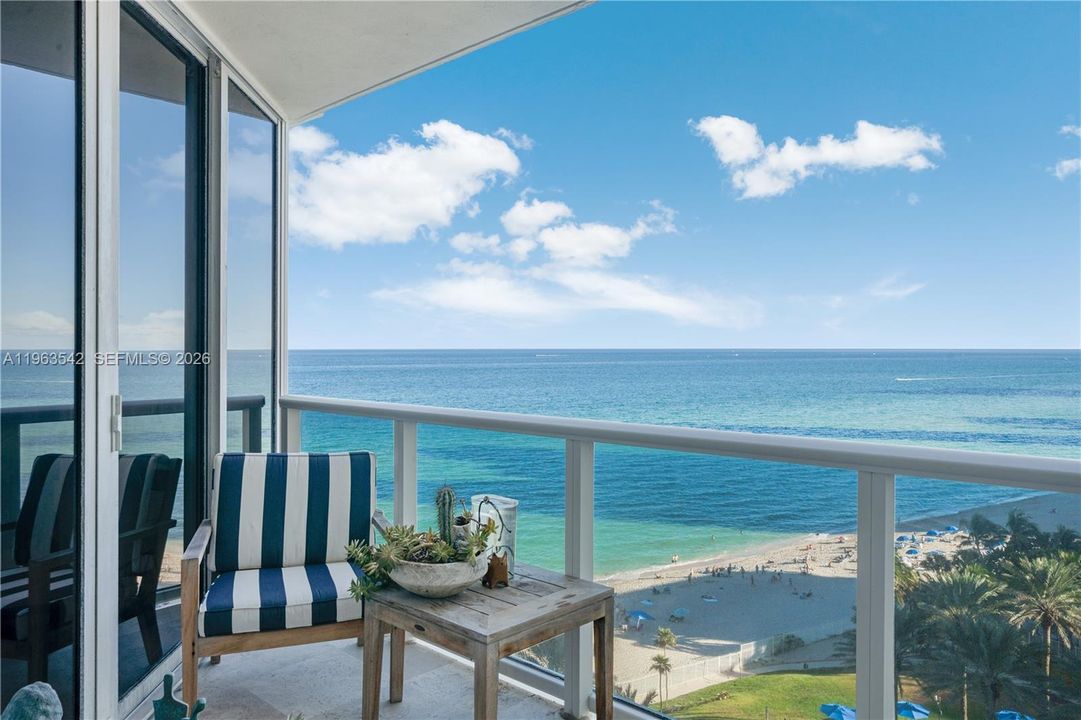 For Sale: $1,660,000 (2 beds, 2 baths, 1756 Square Feet)
