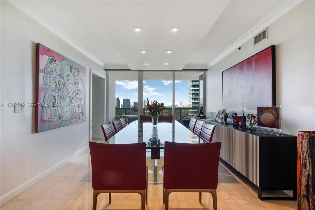 For Sale: $1,660,000 (2 beds, 2 baths, 1756 Square Feet)