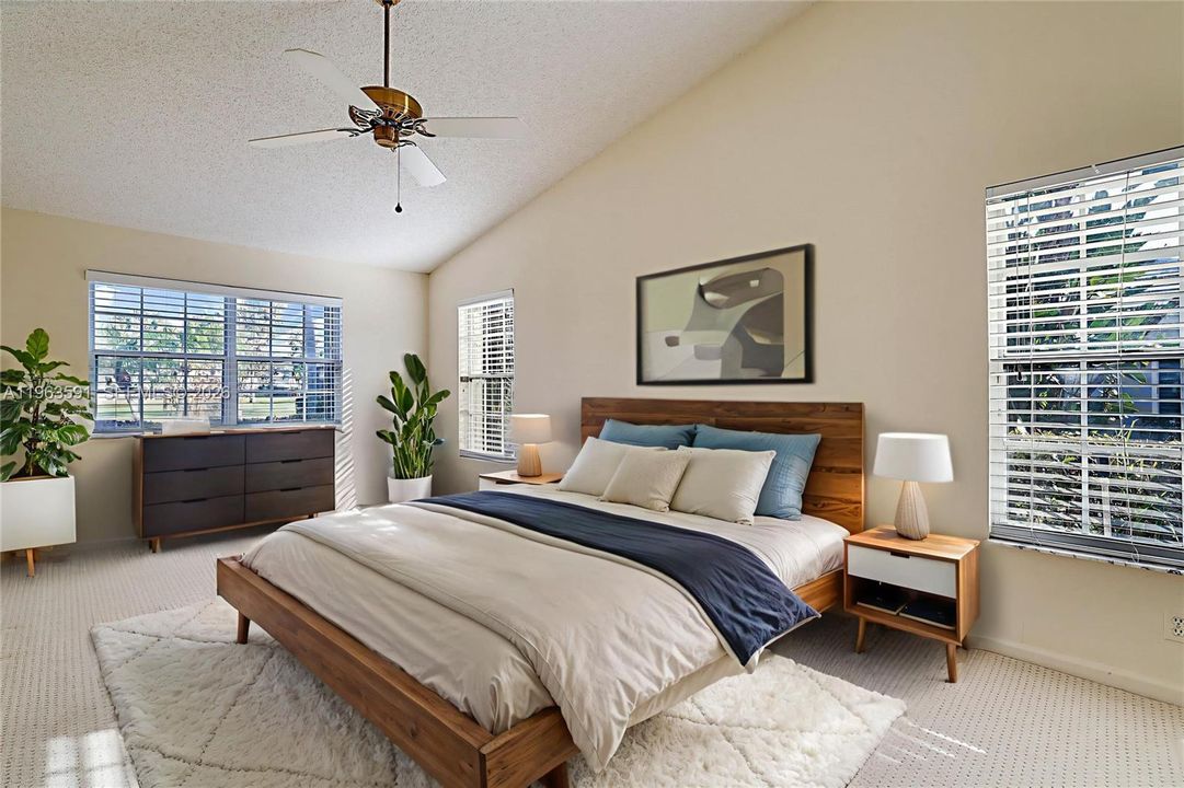 Huge Master Bedroom Vaulted Ceilings , extra windows. Sitting area, views of the golf course