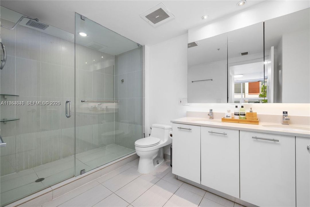 For Sale: $955,999 (2 beds, 2 baths, 1535 Square Feet)