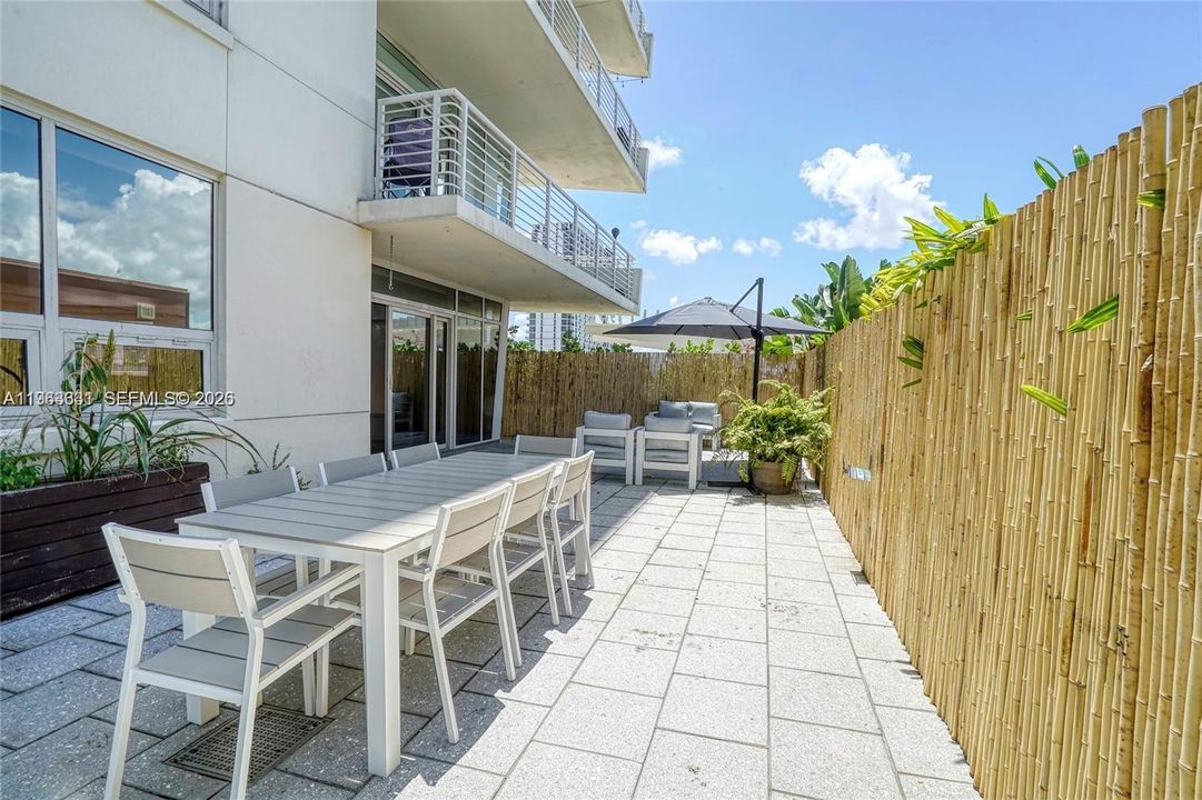 For Sale: $955,999 (2 beds, 2 baths, 1535 Square Feet)