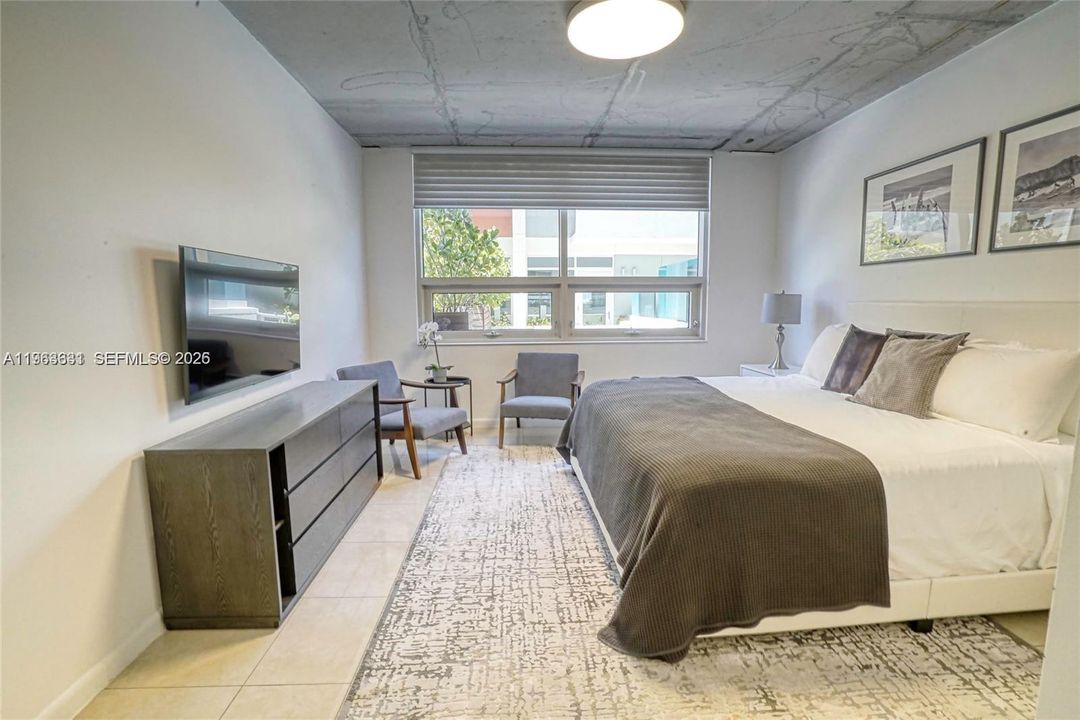 For Sale: $955,999 (2 beds, 2 baths, 1535 Square Feet)