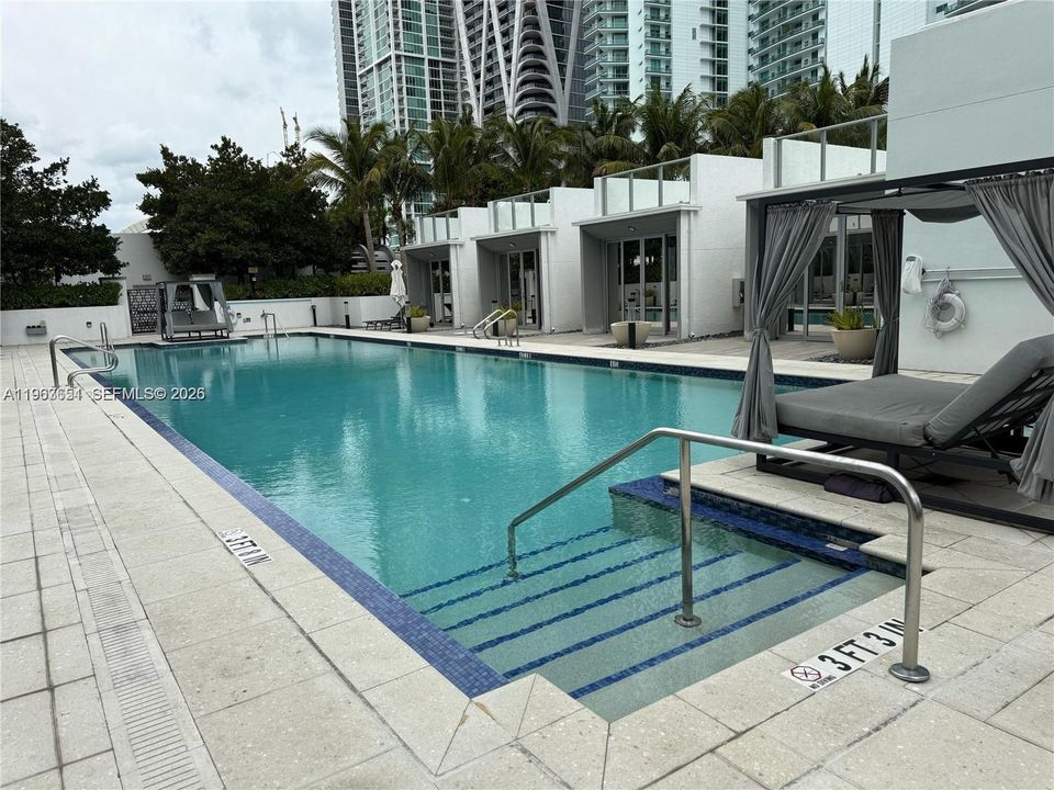 For Sale: $200,000 (1 beds, 1 baths, 0 Square Feet)