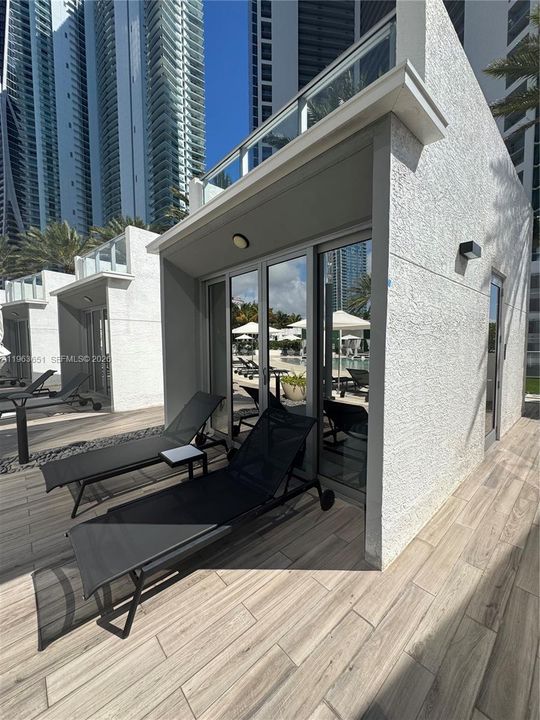 For Sale: $200,000 (1 beds, 1 baths, 0 Square Feet)
