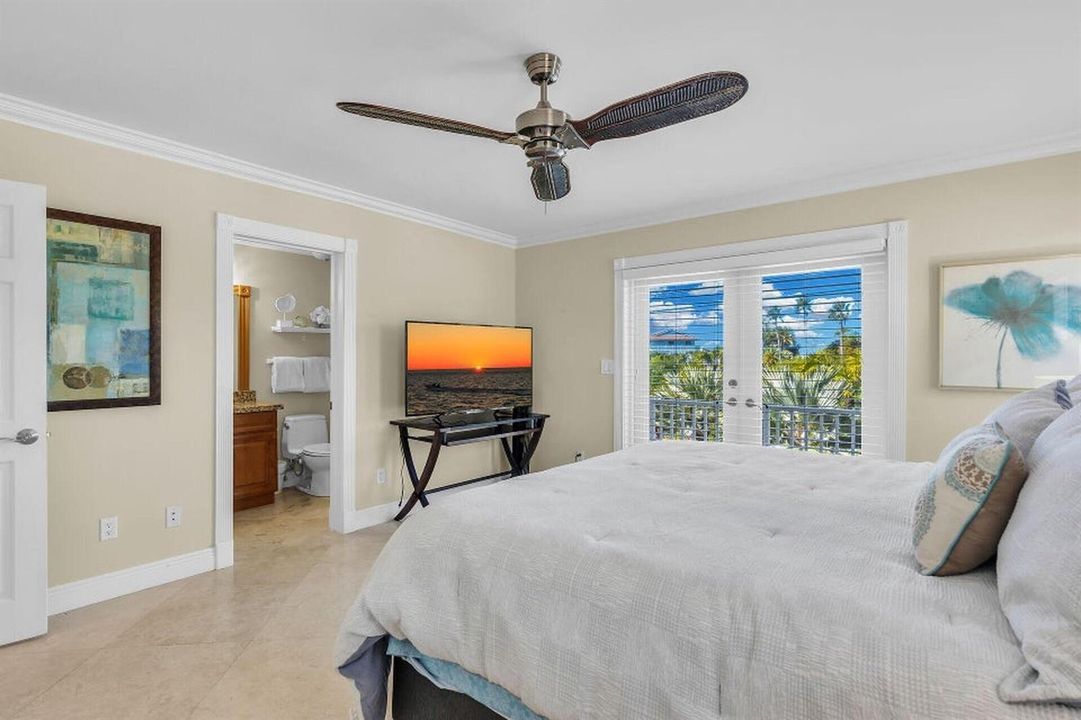 41-BEDROOM1