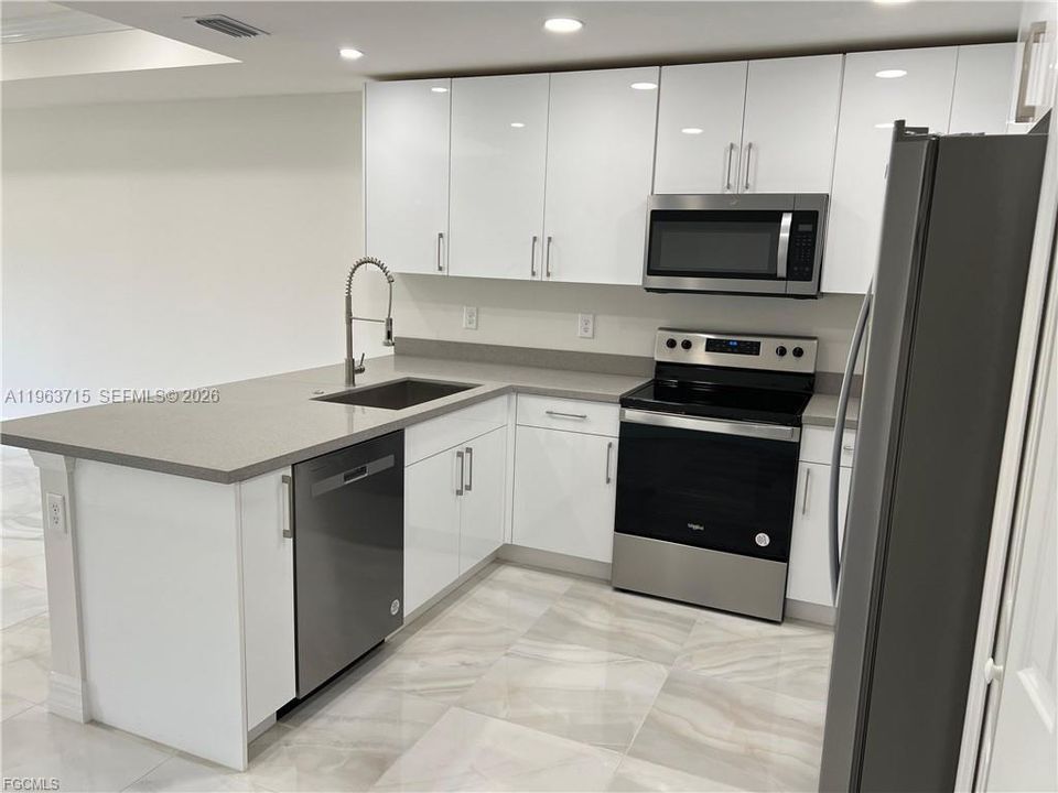 Недавно арендовано: $1,890 (3 спален, 2 ванн, 1200 Квадратных фут)