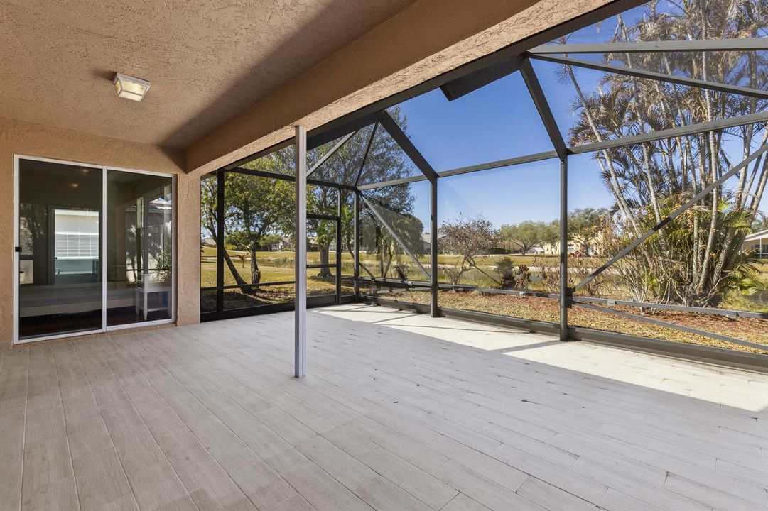 Enormous Screened Patio