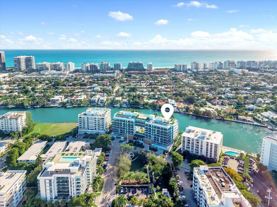 For Sale: $4,100,000 (4 beds, 4 baths, 2502 Square Feet)