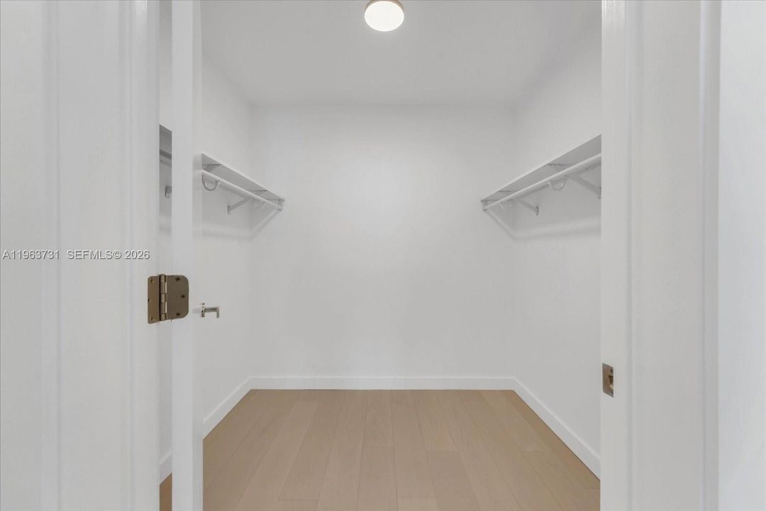 For Sale: $4,100,000 (4 beds, 4 baths, 2502 Square Feet)