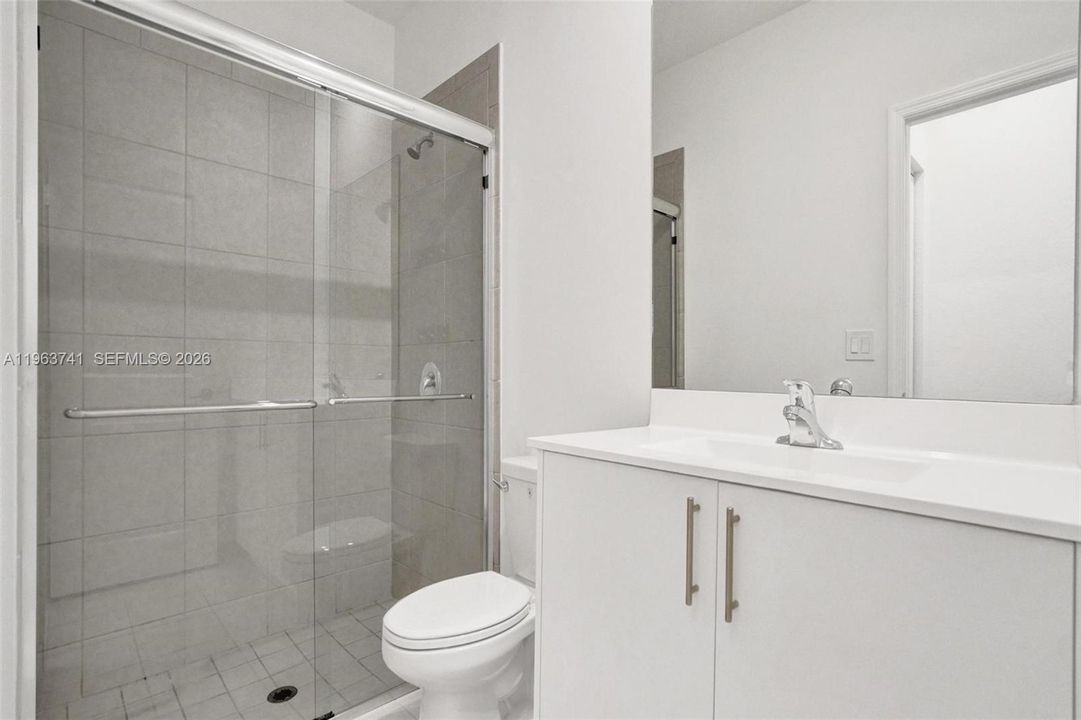 Active With Contract: $3,600 (3 beds, 3 baths, 1853 Square Feet)