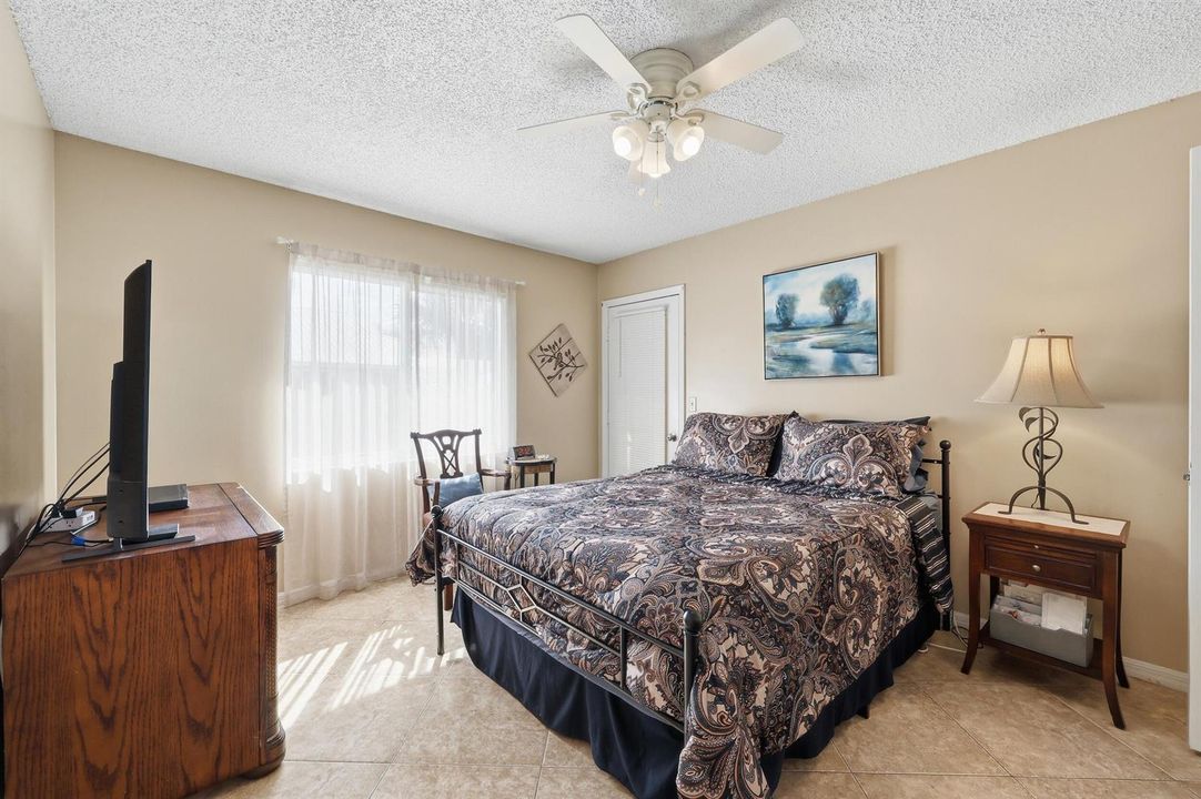 205 Village Dr unit 205