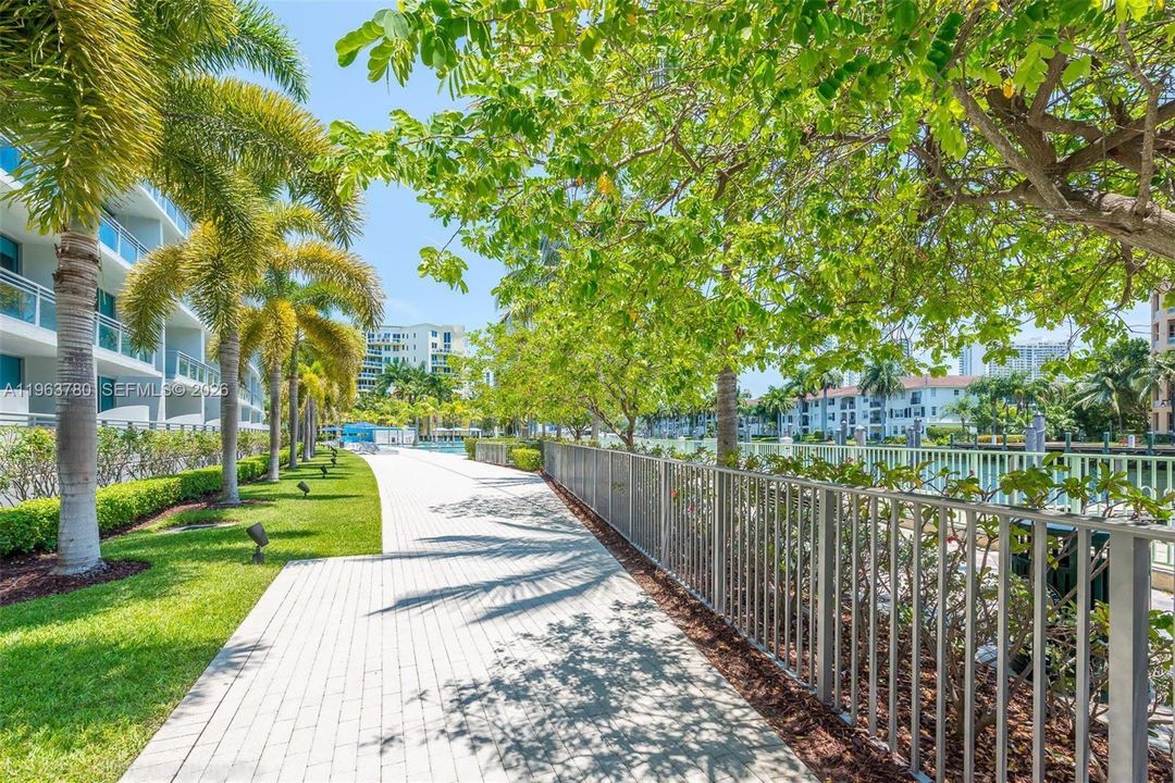 Boardwalk along Intracoastal