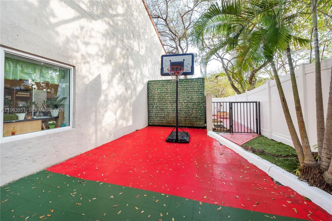 For Sale: $5,000,000 (0 beds, 0 baths, 0 Square Feet)