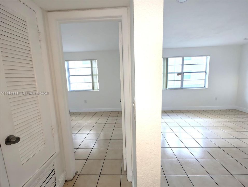 Activo con contrato: $1,800 (2 camas, 1 baños, 801 Pies cuadrados)