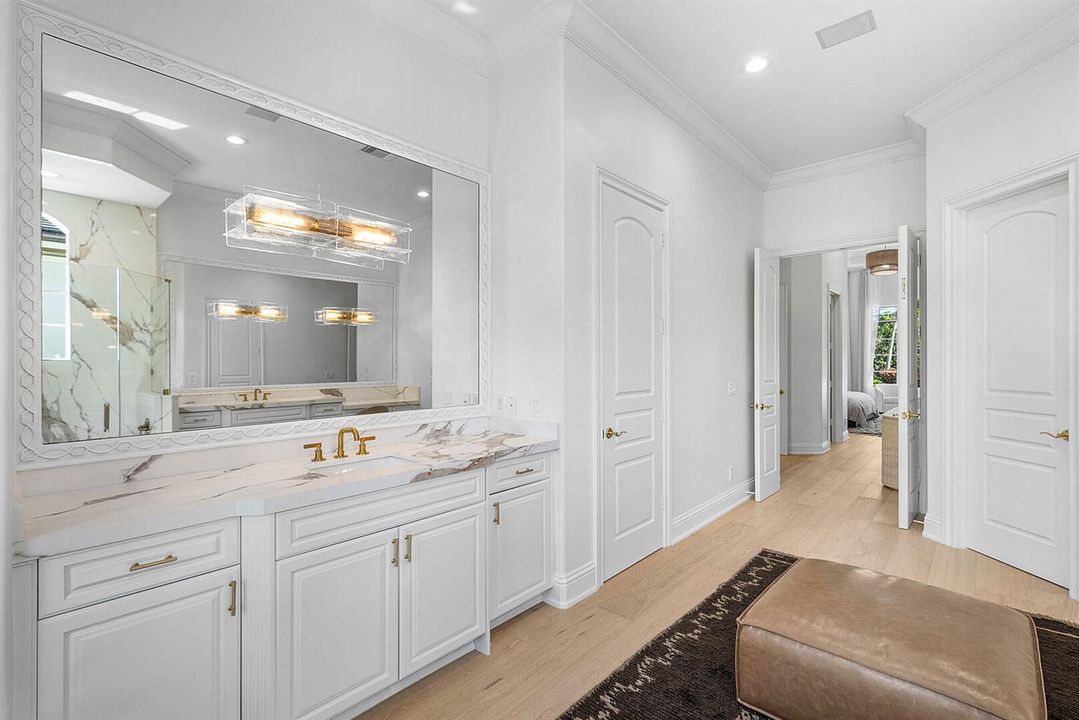 2310_West_Silver_Palm_Road_38