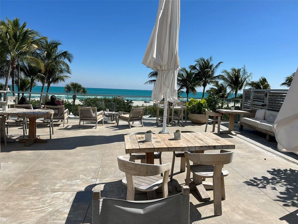 For Sale: $630,000 (0 beds, 1 baths, 660 Square Feet)