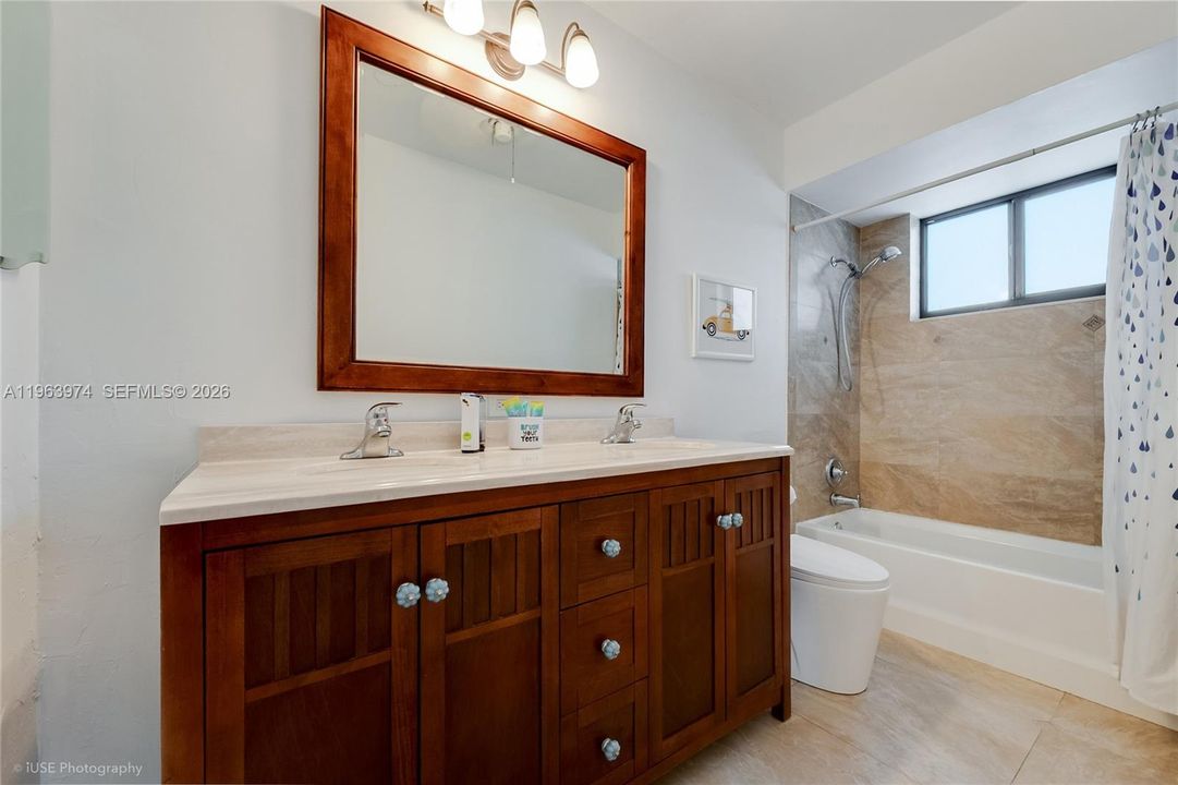For Sale: $969,000 (4 beds, 3 baths, 1993 Square Feet)