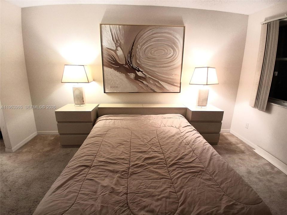 Activo con contrato: $99,500 (2 camas, 2 baños, 950 Pies cuadrados)