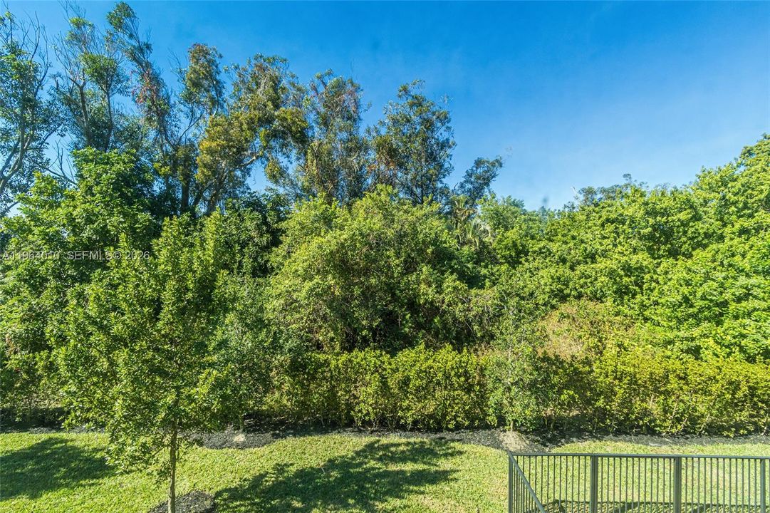 En Venta: $475,000 (4 camas, 2 baños, 1851 Pies cuadrados)