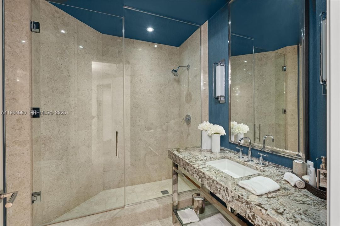 Active With Contract: $20,000 (2 beds, 2 baths, 1541 Square Feet)