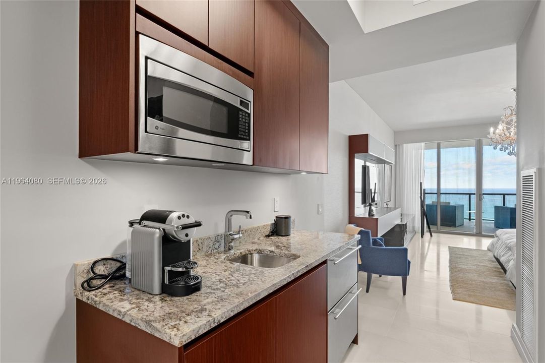 Active With Contract: $20,000 (2 beds, 2 baths, 1541 Square Feet)