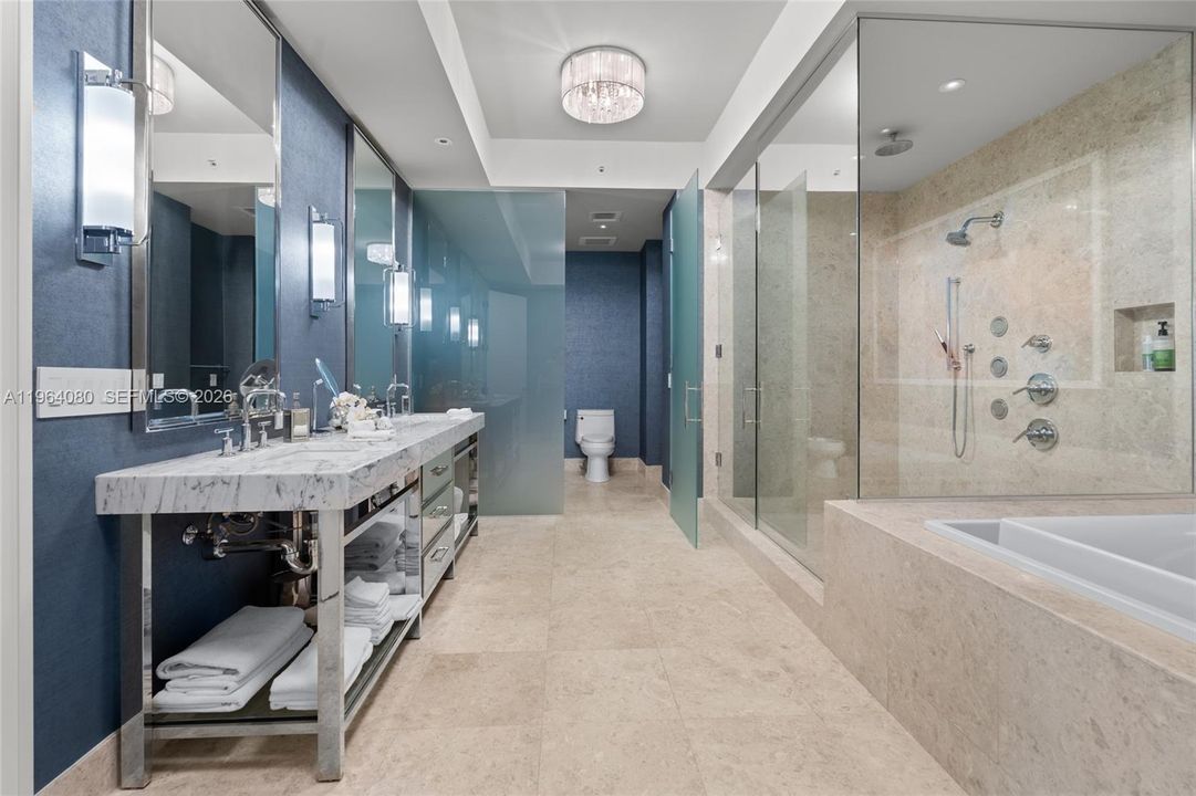 Active With Contract: $20,000 (2 beds, 2 baths, 1541 Square Feet)
