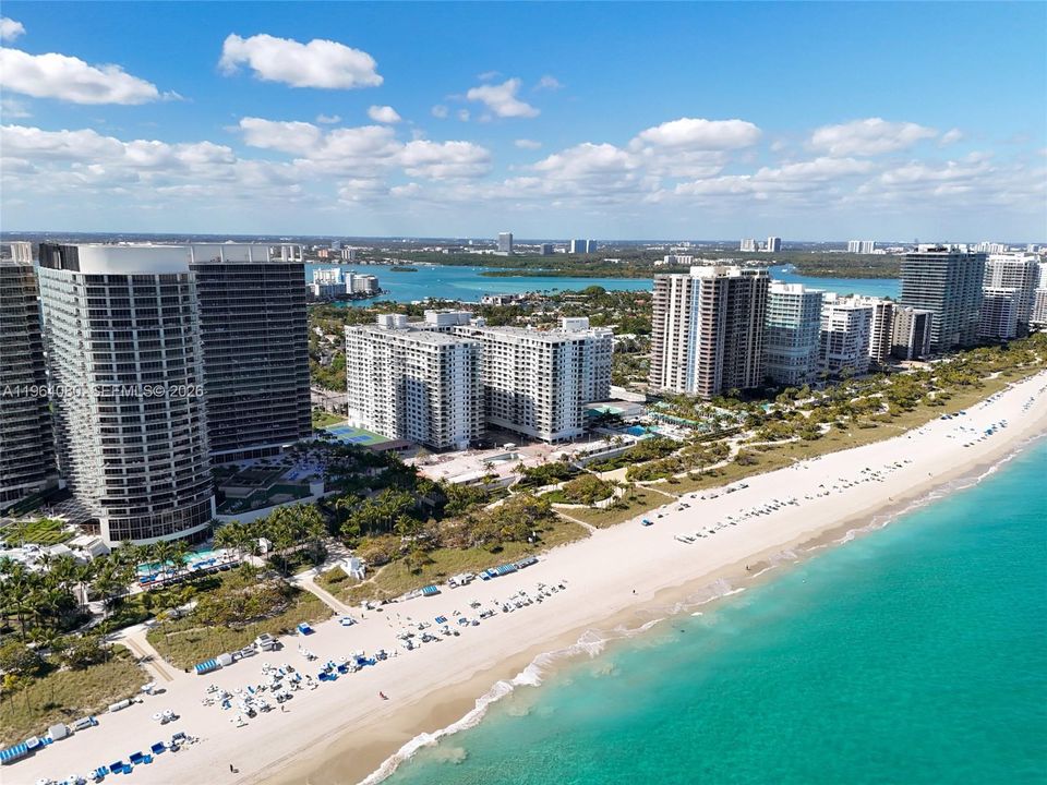 Active With Contract: $20,000 (2 beds, 2 baths, 1541 Square Feet)