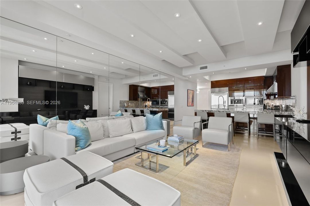 Active With Contract: $20,000 (2 beds, 2 baths, 1541 Square Feet)