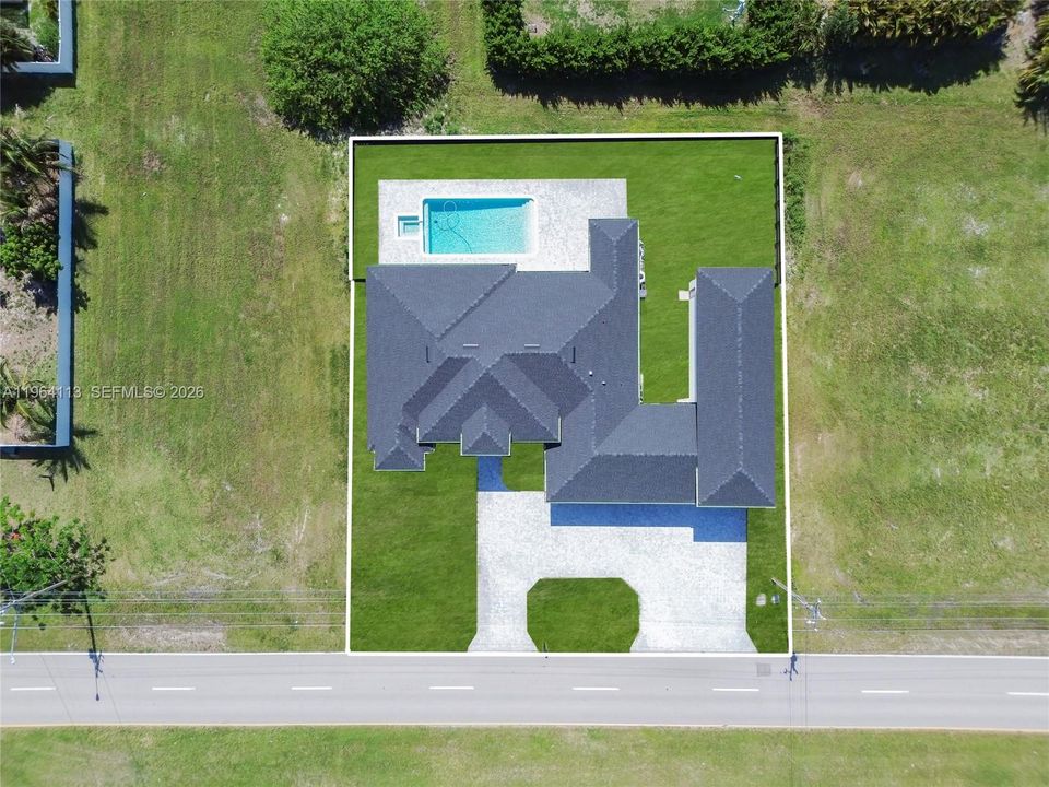 En Venta: $799,900 (4 camas, 3 baños, 0 Pies cuadrados)