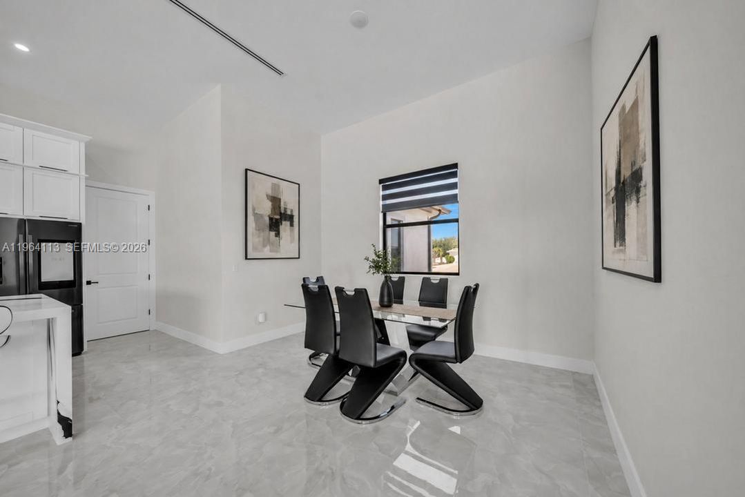 En Venta: $799,900 (4 camas, 3 baños, 0 Pies cuadrados)