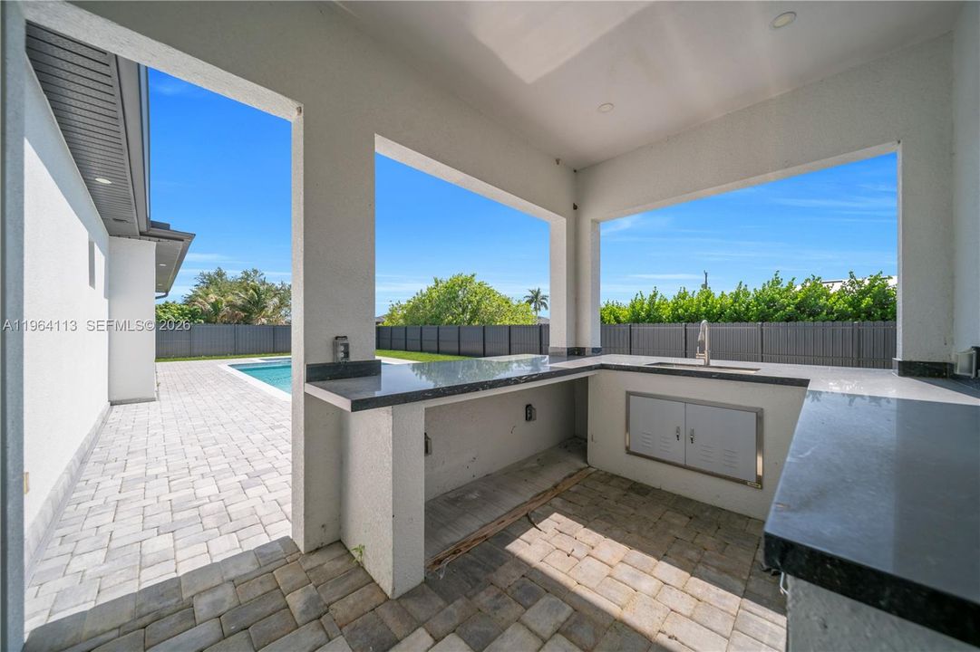 En Venta: $799,900 (4 camas, 3 baños, 0 Pies cuadrados)