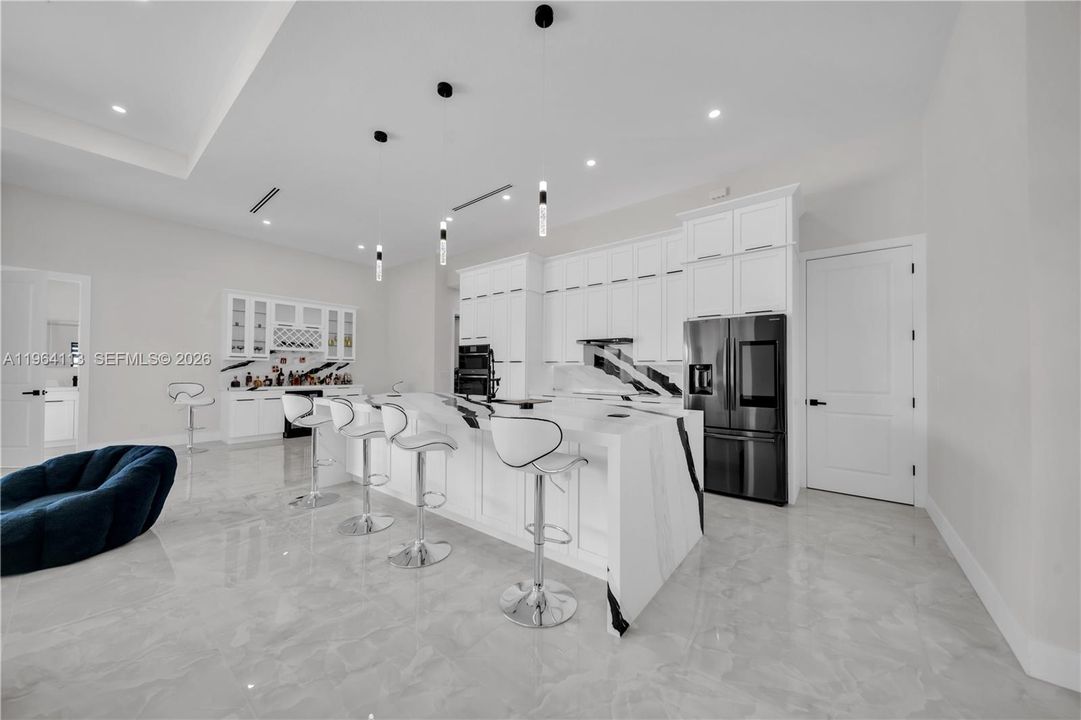 En Venta: $799,900 (4 camas, 3 baños, 0 Pies cuadrados)