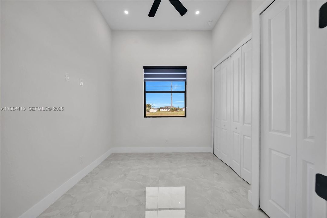 En Venta: $799,900 (4 camas, 3 baños, 0 Pies cuadrados)