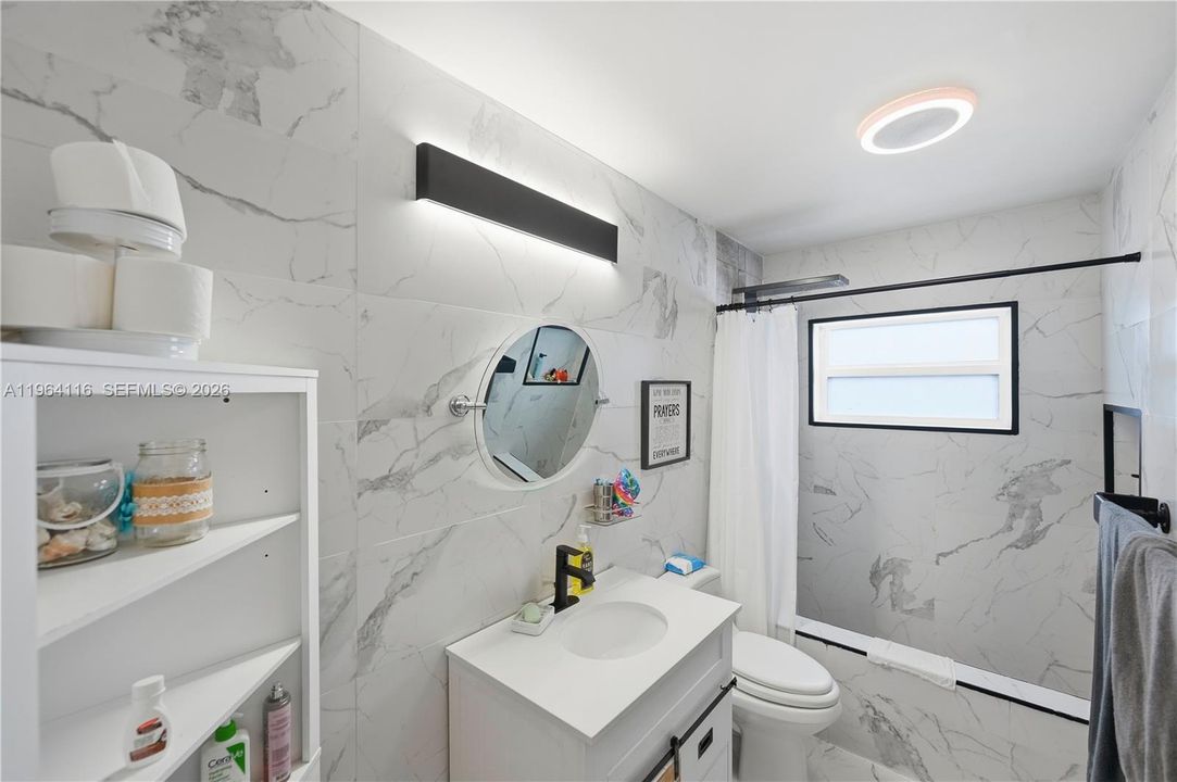 Activo con contrato: $629,900 (3 camas, 2 baños, 1502 Pies cuadrados)