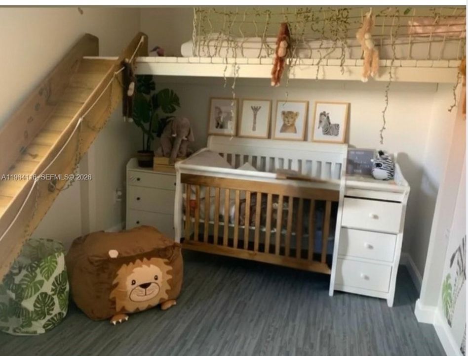 Activo con contrato: $629,900 (3 camas, 2 baños, 1502 Pies cuadrados)