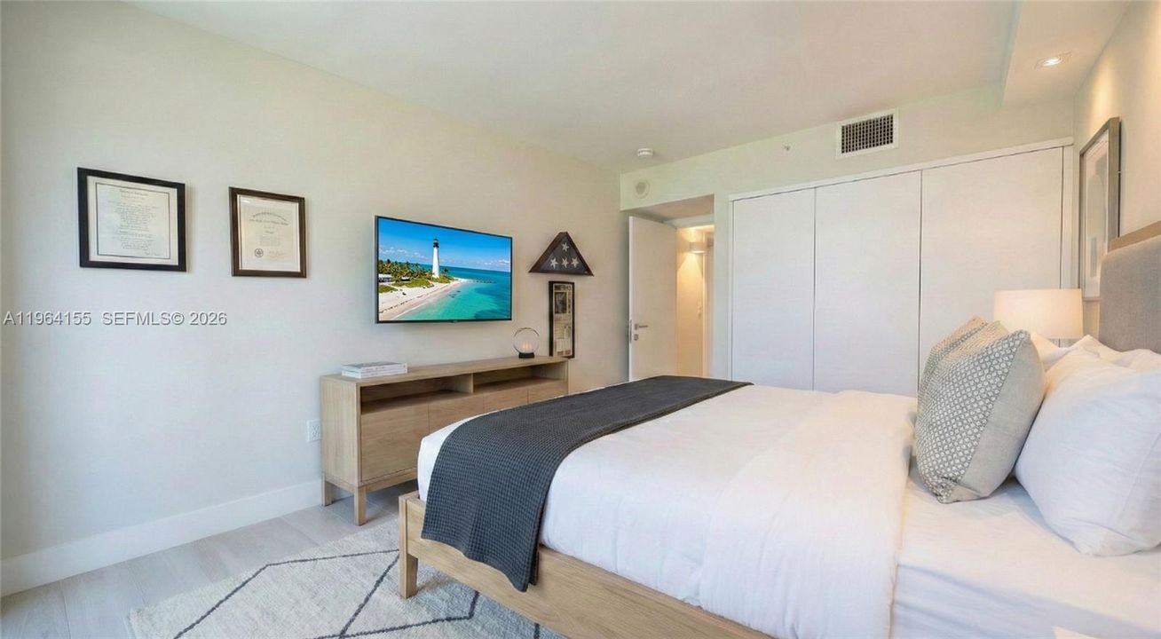 En Venta: $1,089,000 (2 camas, 2 baños, 1435 Pies cuadrados)