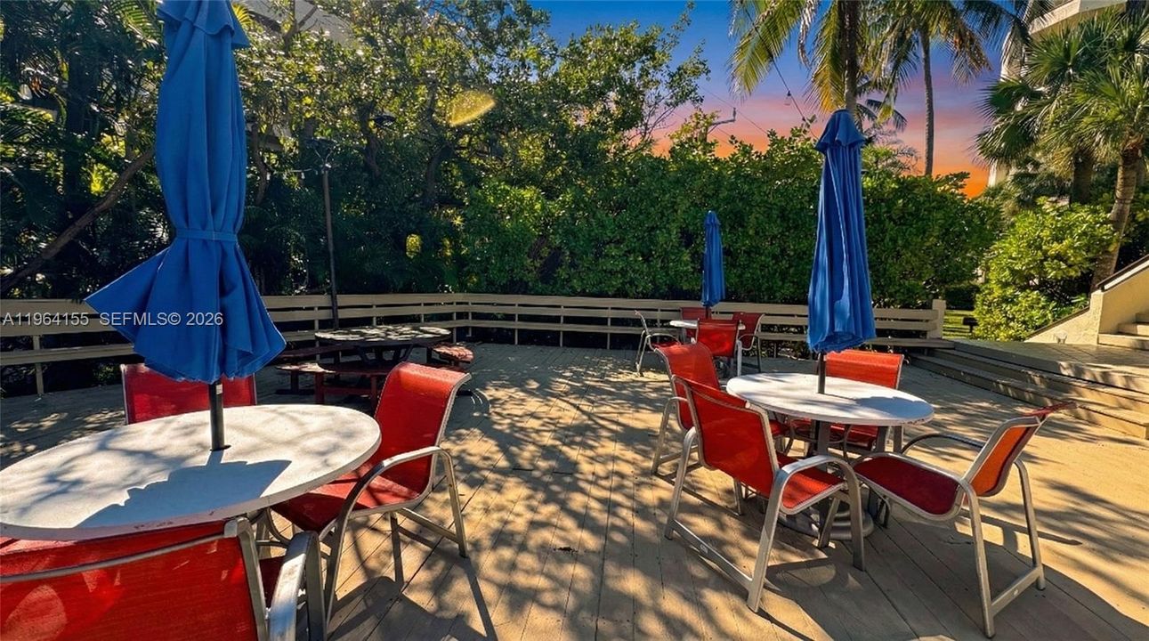 En Venta: $1,089,000 (2 camas, 2 baños, 1435 Pies cuadrados)