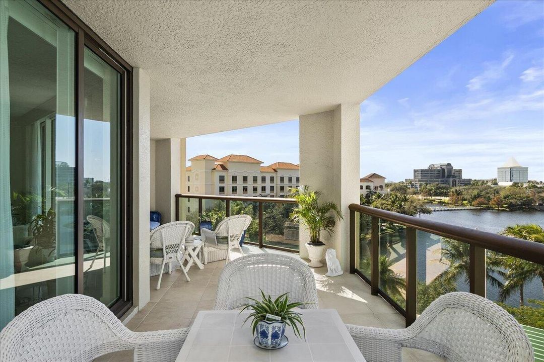 Extra Large West Balcony